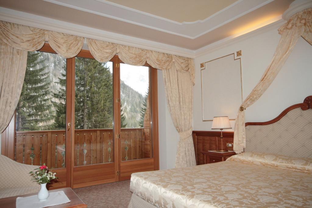 Hotel Lorenzetti Madonna Extérieur photo