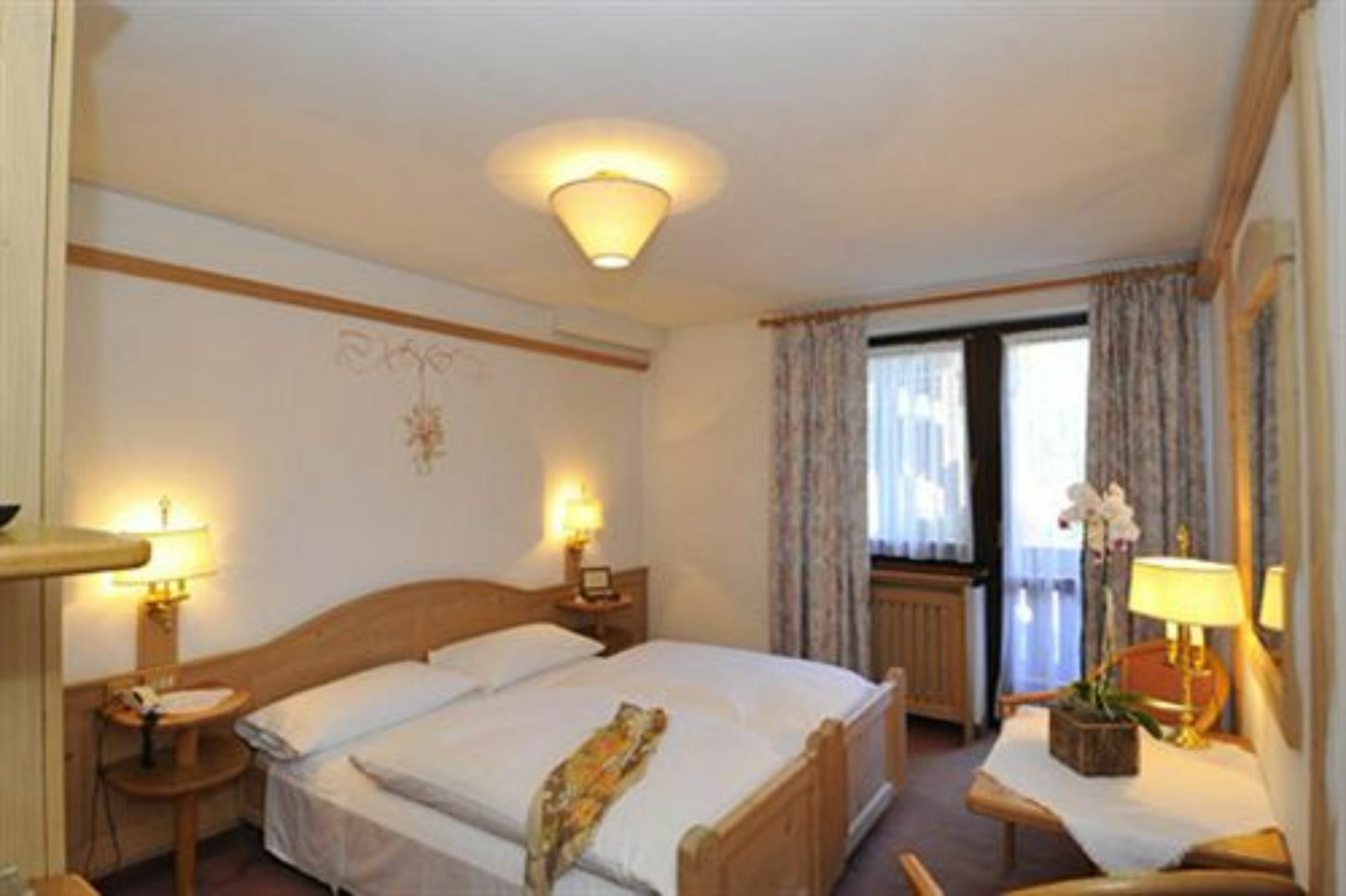 Hotel Lorenzetti Madonna Extérieur photo