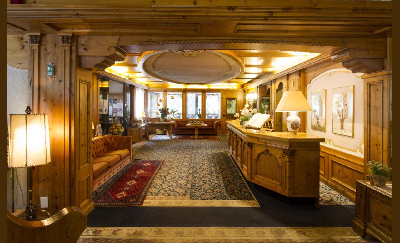 Hotel Lorenzetti Madonna Extérieur photo
