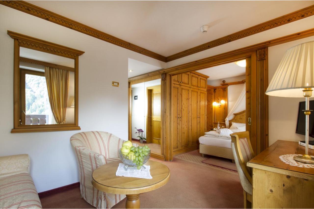 Hotel Lorenzetti Madonna Extérieur photo